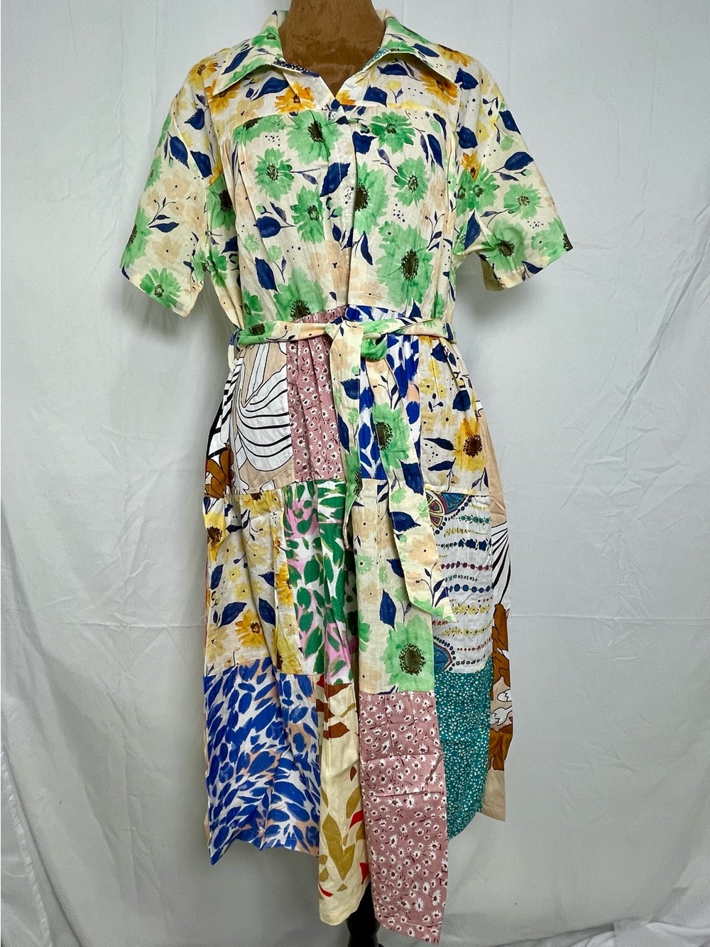 Yak N Yeti Patchwork Floral Button-Front Midi Dress - Multicolor Size Medium